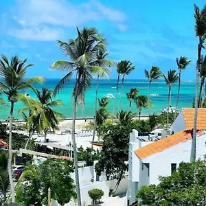 hermoso-apartamento-con-vista-al-mar-los-corales.greaterantilleshotels.net/